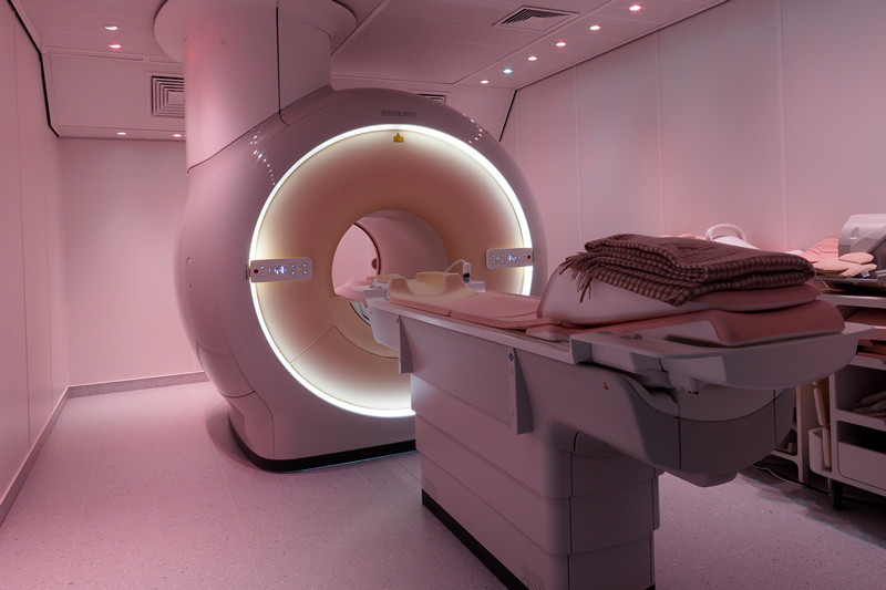 Магнитно-резонансный томограф Ingenia 1,5 тл (Philips, Нидерланды)